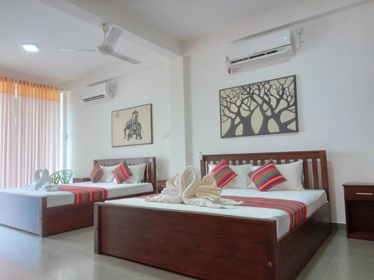 Elephant Park Family Bungalow 우다왈라웨 외부 사진