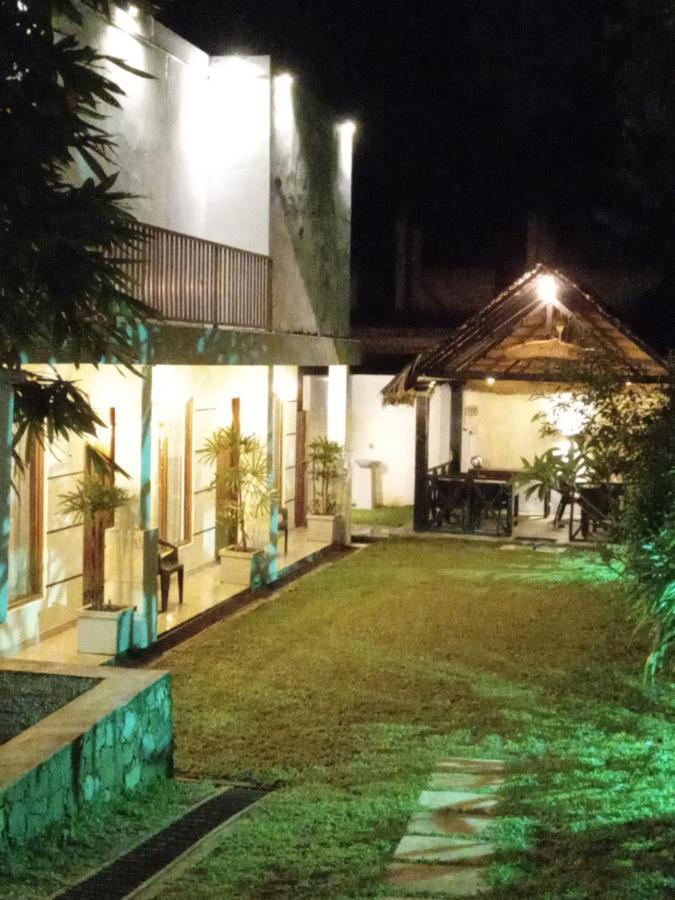 Elephant Park Family Bungalow 우다왈라웨 외부 사진