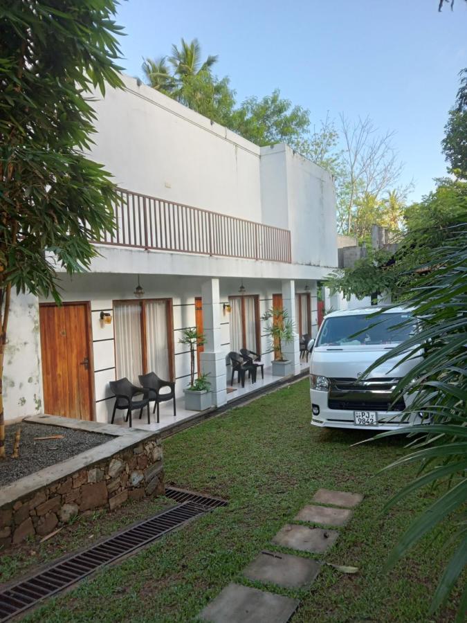 Elephant Park Family Bungalow 우다왈라웨 외부 사진