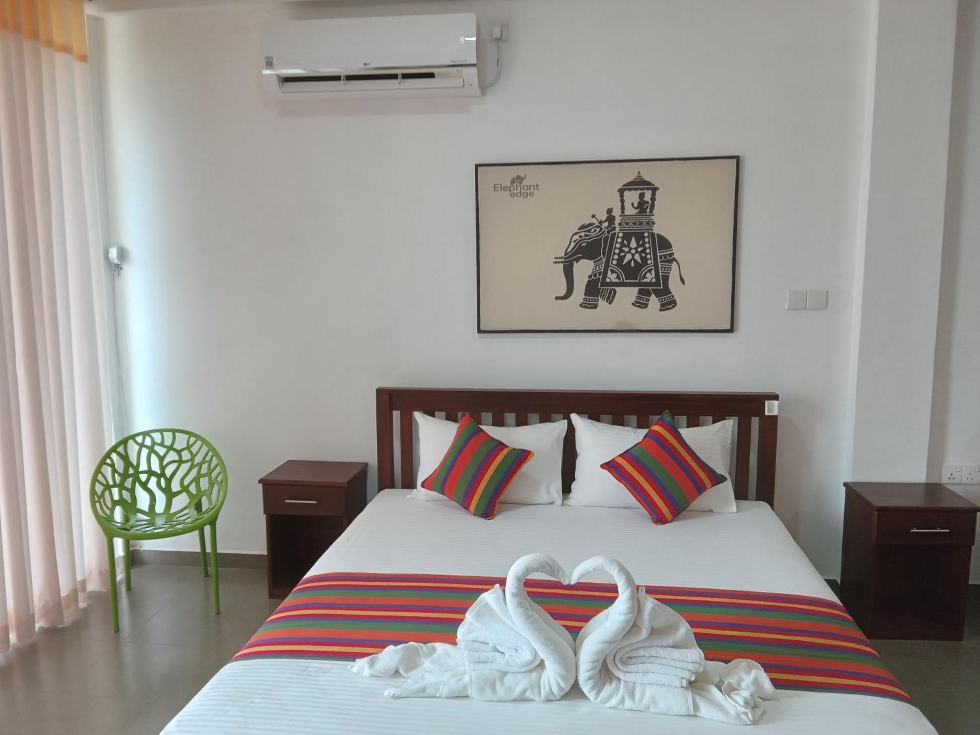 Elephant Park Family Bungalow 우다왈라웨 외부 사진